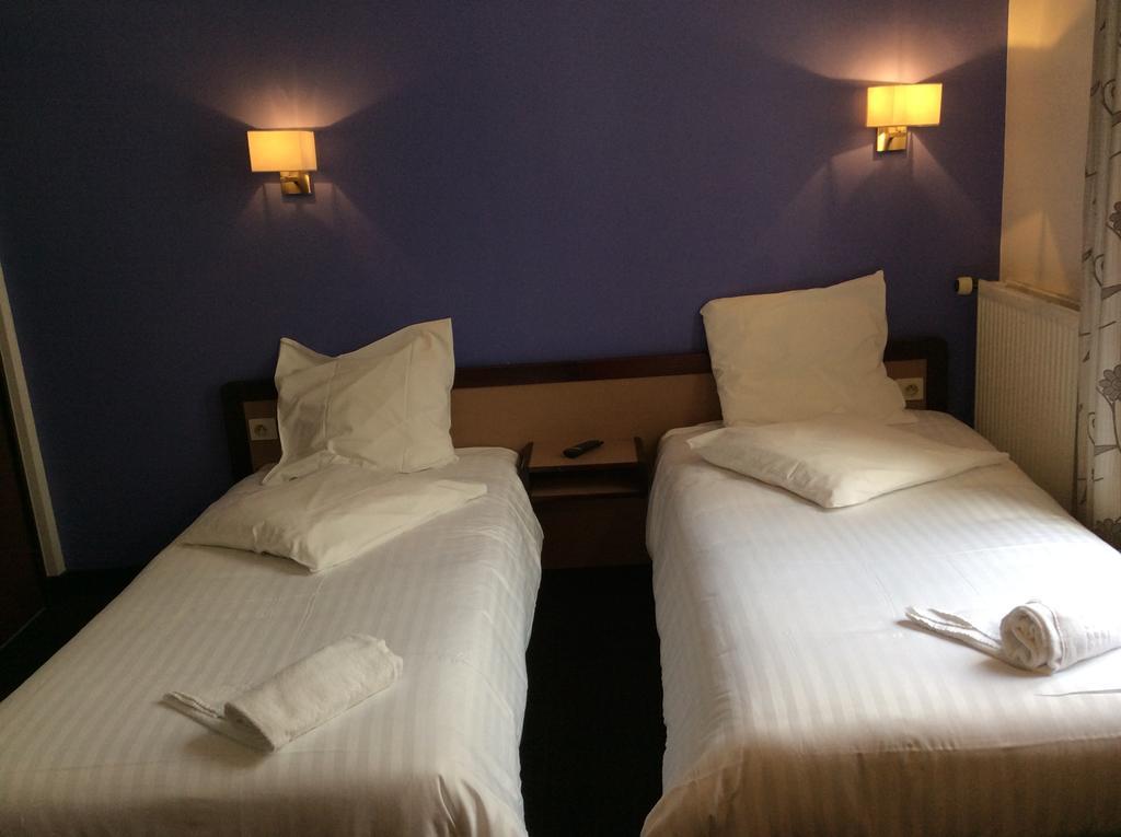 Hotel De La Place 말라꼬프 객실 사진