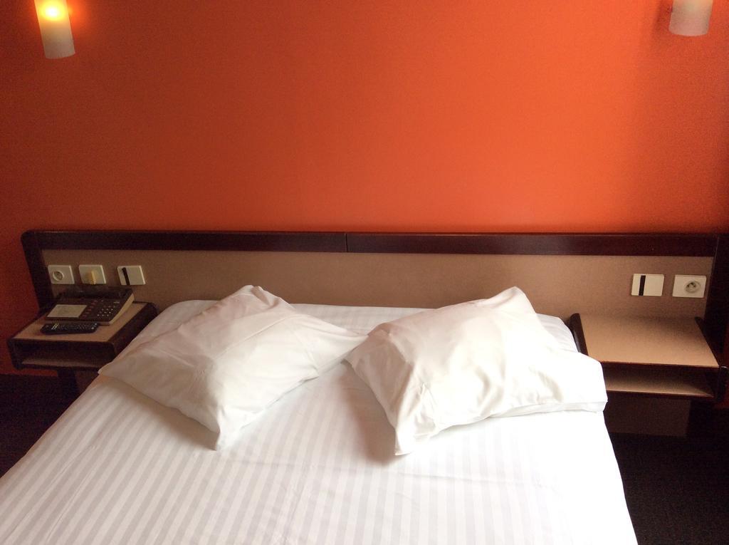 Hotel De La Place 말라꼬프 외부 사진